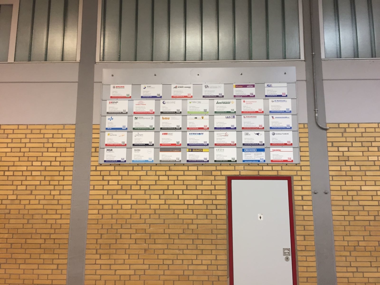 Werbebanner Turnhalle02