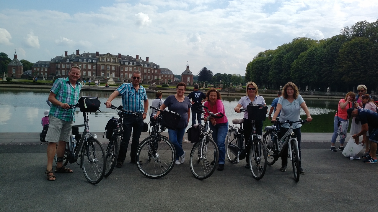 Gruppenfoto am Schloß Nordkirchen
